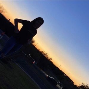 Meet your Posher, Hailey